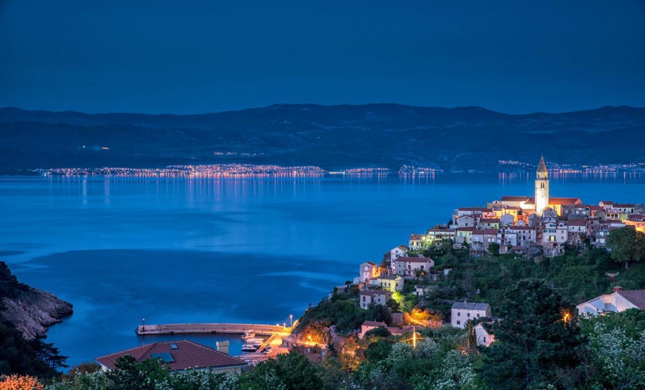 Stone House Knez Apartamento Vrbnik Exterior foto