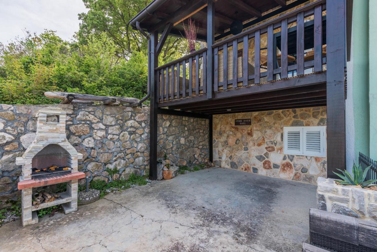 Stone House Knez Apartamento Vrbnik Exterior foto